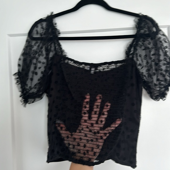 Sheer Black Floral top - Picture 4 of 4